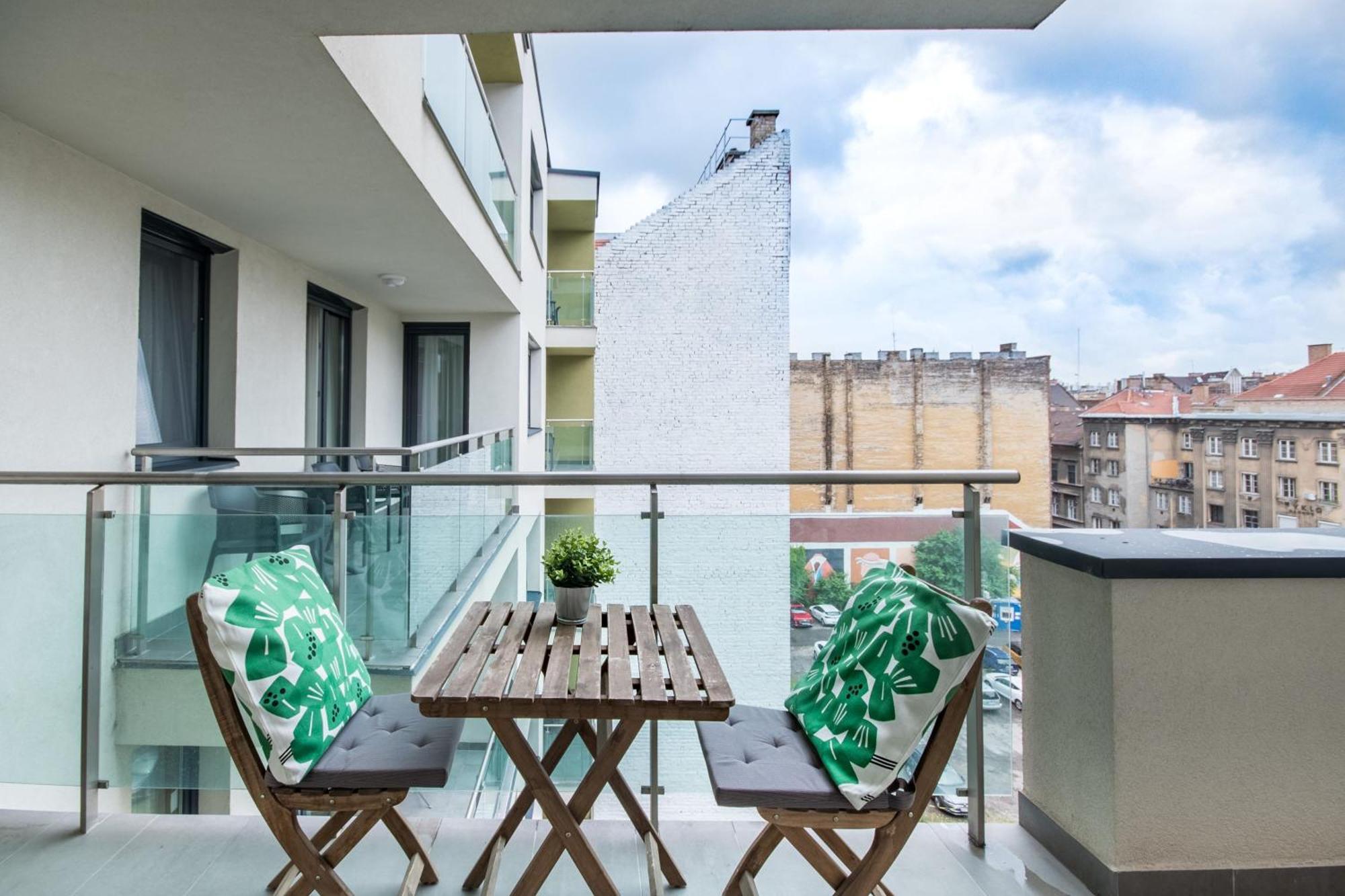 Very Central - Free Parking - Balcony Budapest Luaran gambar